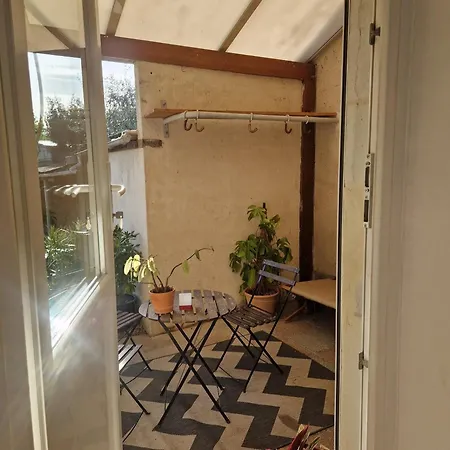 1 Bedroom Near Town Centre And Chu Angers