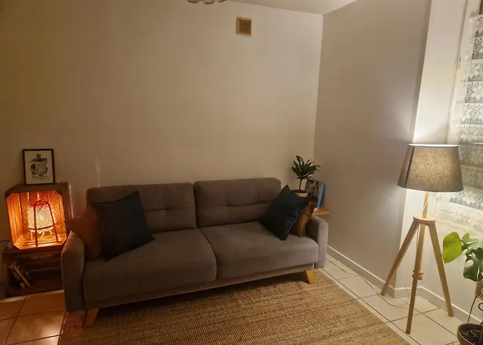 Daire 1 Bedroom Near Town Centre And Chu *